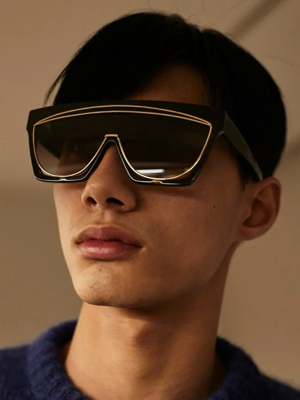 LOEWE LW40012F 52F DARK HAVANA SHIELD SUNGLASSES